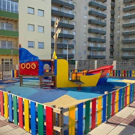 Beachfront And Bright Apartment Mareny Barraquetas Extérieur photo